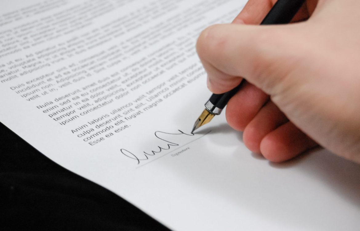 How is stamp duty on rent agreements in Maharashtra calculated?